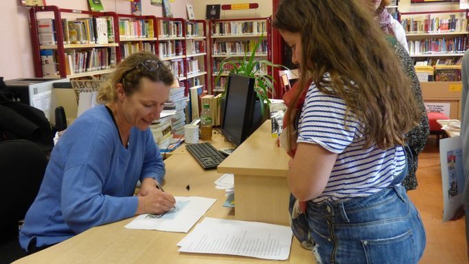 L’auteur, Anne-Laure Bondoux, a rencontré les élèves de 5C